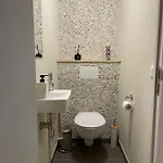 Apartamento Beautiful 3 Bedroom Garden-appartment Near Knokke-strand Bar Knokke-Heist