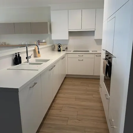 Beautiful 3 Bedroom Garden-apartment Near Knokke-strand Bar Lägenhet Knokke-Heist